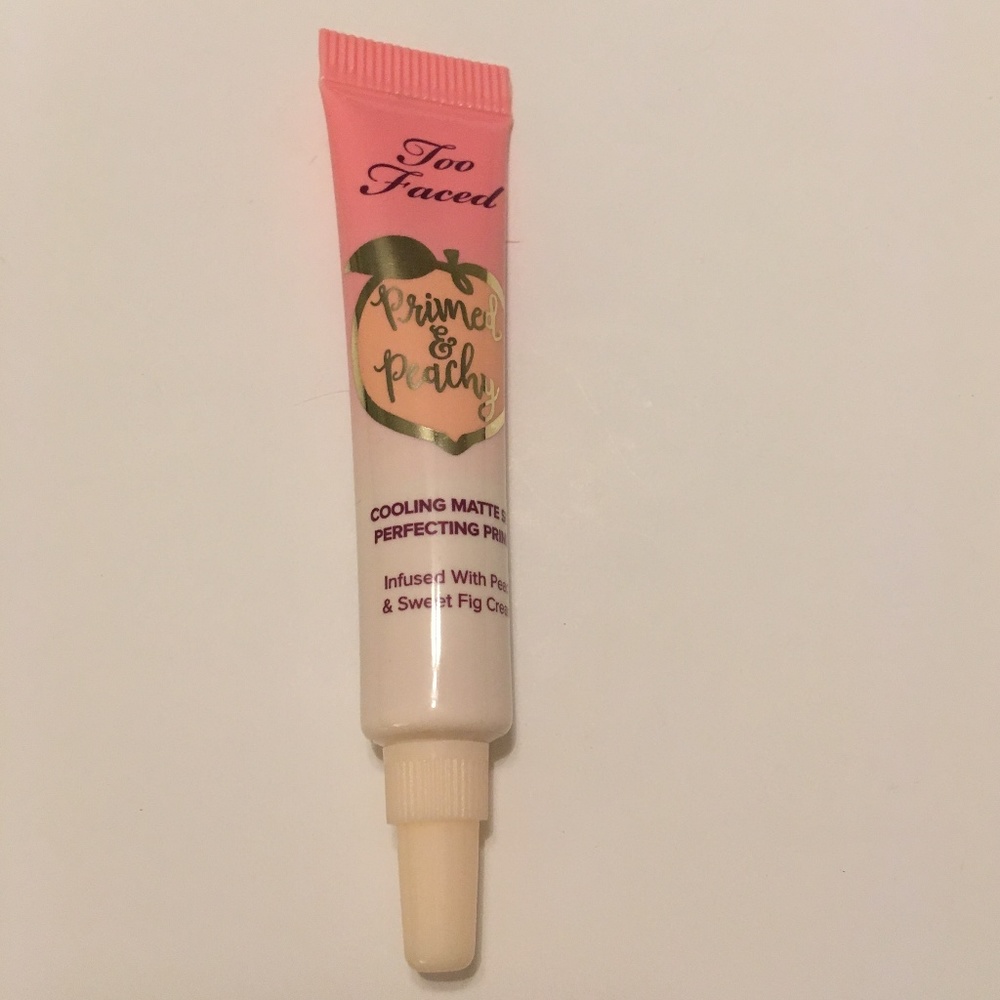 TOO FACED Primed Peachy Cooling Matte Primer Mini!